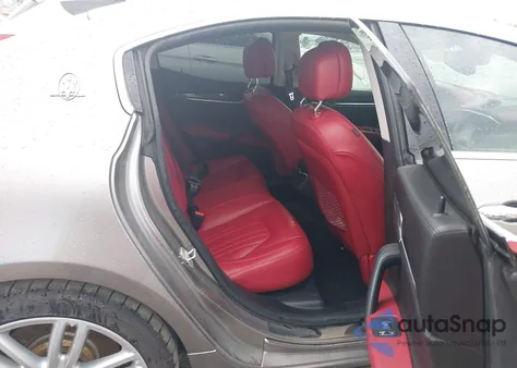 2015 Maserati Ghibli from USA, damaged, VIN ZAM57XSA2F1135981